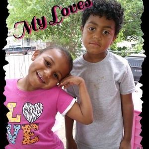 Meet your Posher, Yvette